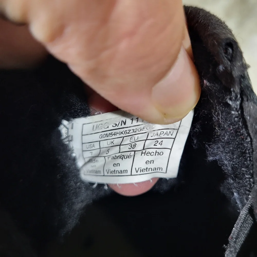 UGG Women's Classic Weather Hiker Boots Size 7 - Picture 7 of 10